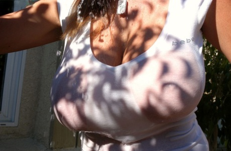 big wet tits art porn pics