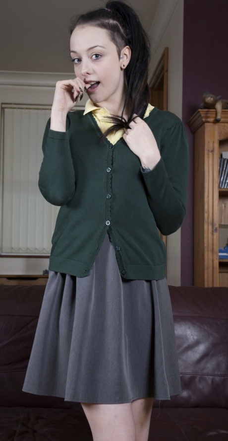 Alessa Savage pretty model gallery