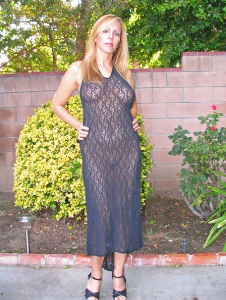 Nicole Moore star naked archive