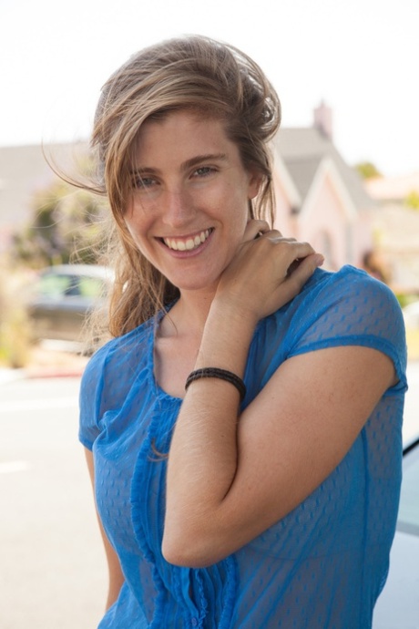 sourire sexe nu des photos