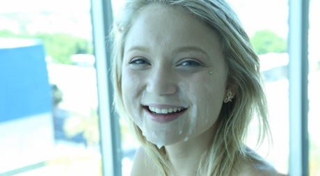 skinny cum sexy nudes gallery