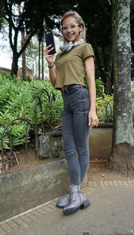 teen jeans nice pic