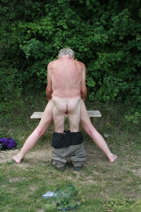babička v doggy style sexy umění galerie