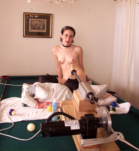 ティーンBDSM ホットセックス 画像