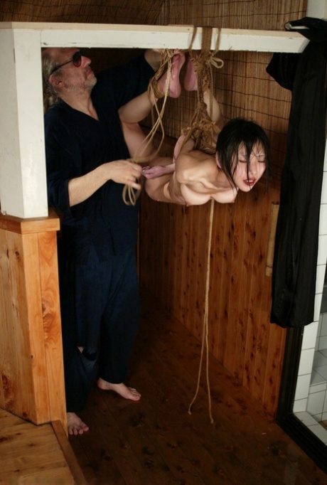 asiatisk bdsm sexig erotik samling