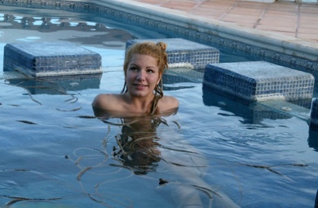 swimmingpool dejlig porno Foto