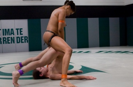 brottning xxx sex bilder