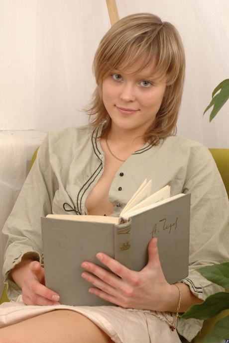 Dasha naked model img