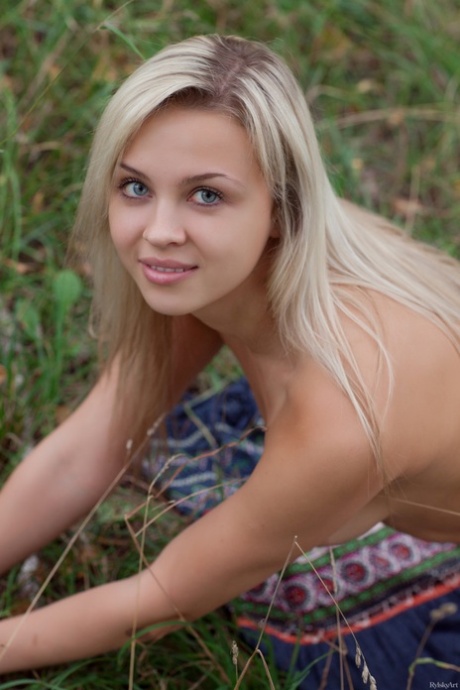 krátké vlasy zrzka nejlepší vysoká kvalita img