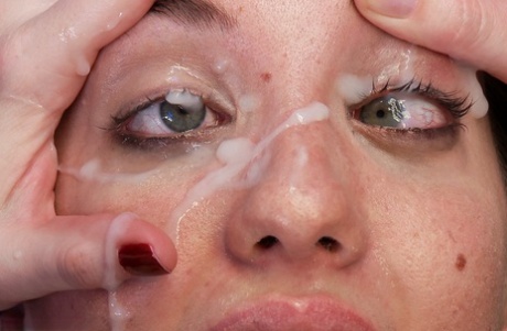 milf facial hot nude images