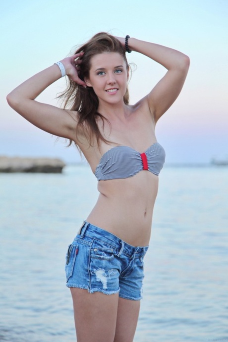 teenagerské bikiny xxx vysoká kvalita obr
