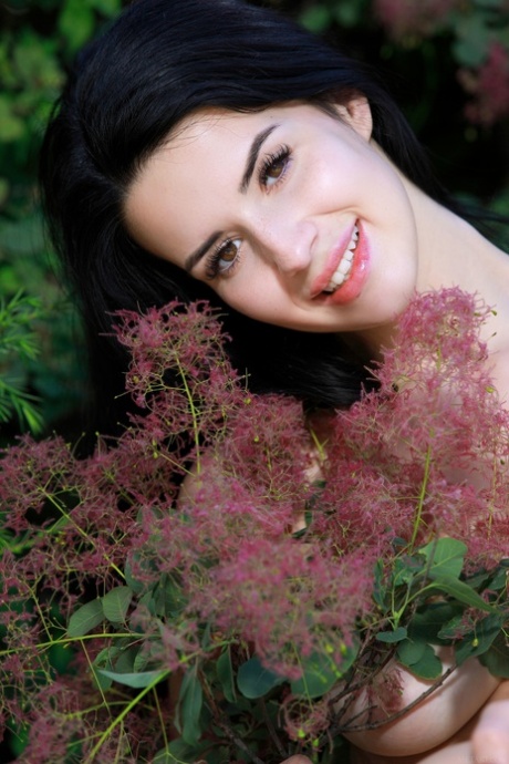 amateur mignon assez érotique img