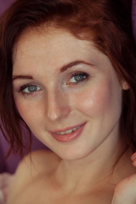 Leona Honey pornstar sexy picture