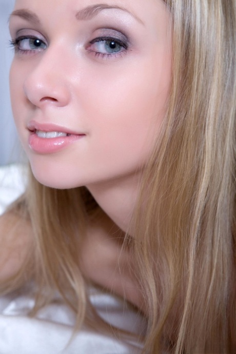 joli visage magnifique parfait photo
