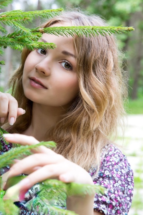 adolescent ukrainien chaud érotique galerie