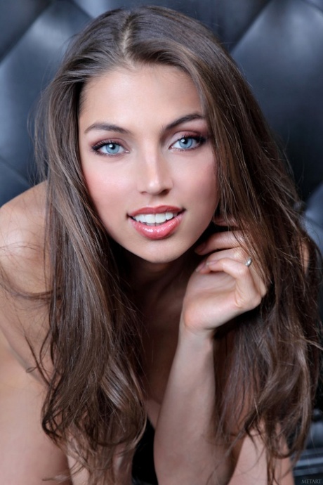 modèle maigre sexy gratuit img