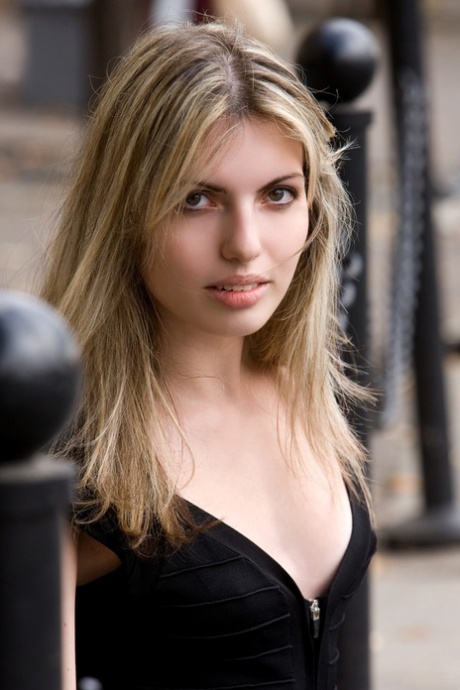 skinny teen solo free photo