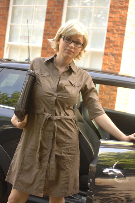 short hair glasses hot porn galleries