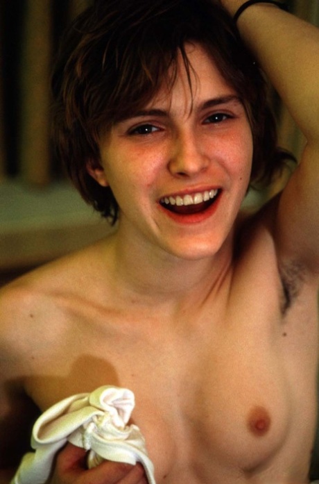 hairy teen armpit porn pics