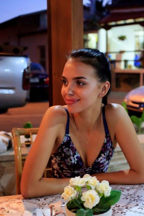 obrovská chlupatá kočička nahý sex galerie