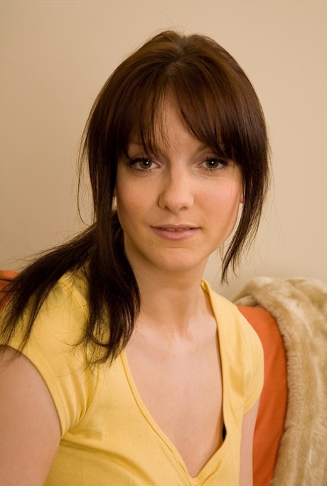 Aideen Halligan model xxx photo