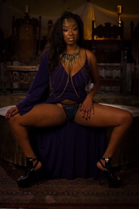 gangbang de ébano xxx linda galeria