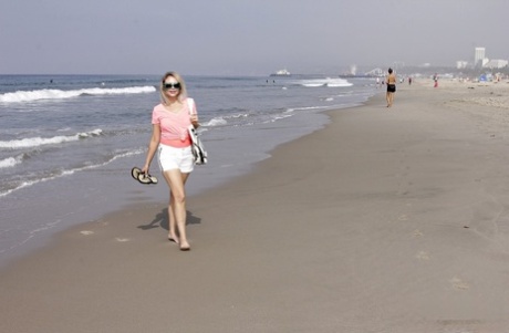 mature beach xxx pics