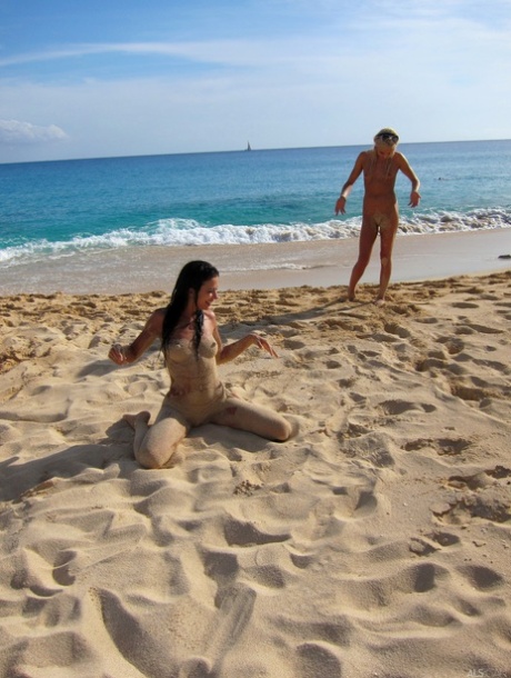 Bibi Noel star erotic pictures