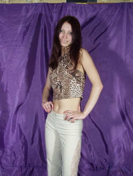 tall skinny brunette sexy xxx photos