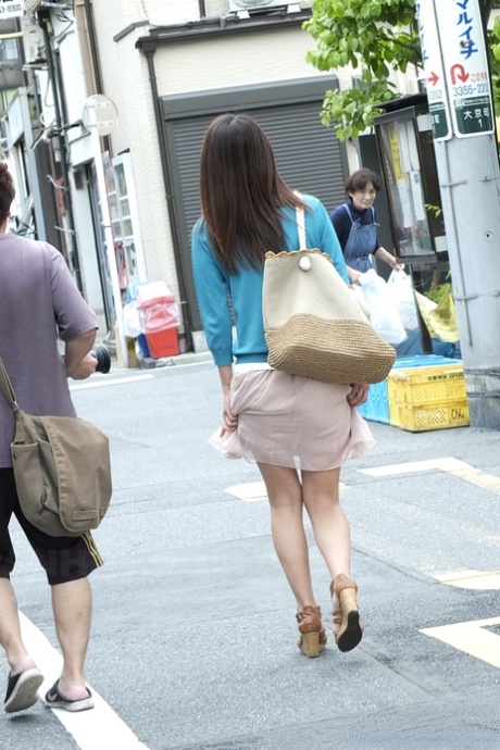 public flashing free nude photos