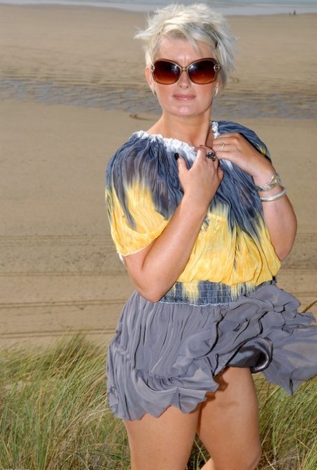 reifer Strand hübsche xxx galerien
