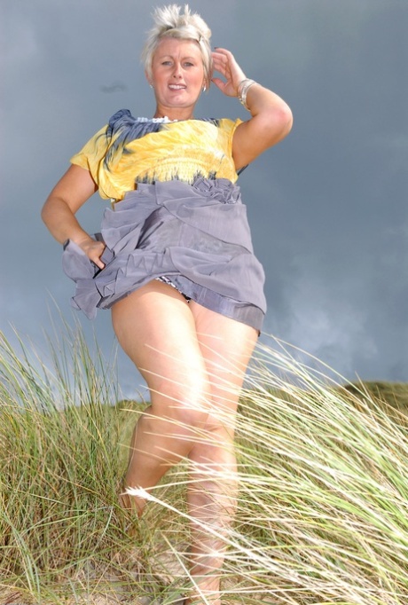 moden strand xxx nøgen Foto