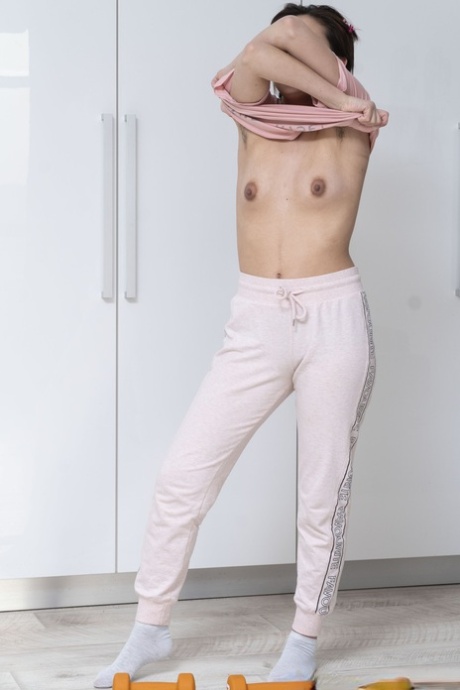 hairy teen armpit porno images