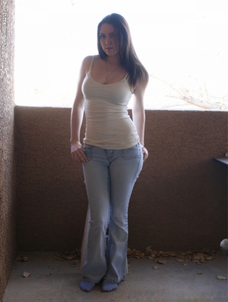 Megan Loxx exclusive actress photos