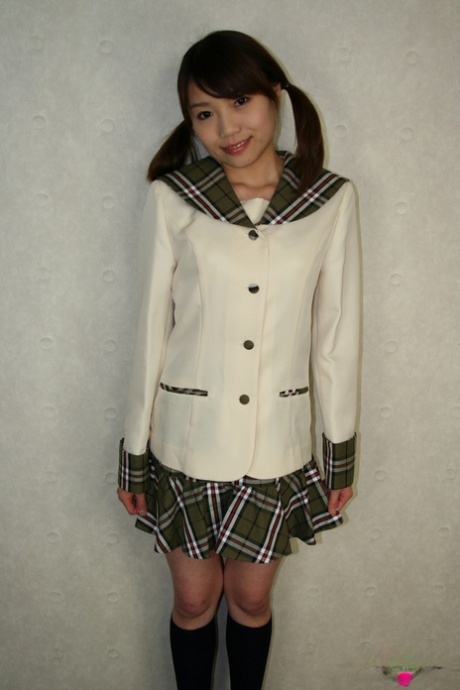 japanese schoolgirl sexy nude photo