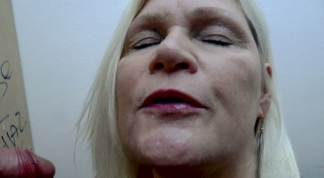soin du visage de grand-mère chaud de haute qualité galeries