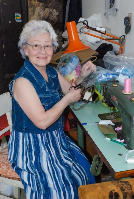 very hairy granny sexy photo