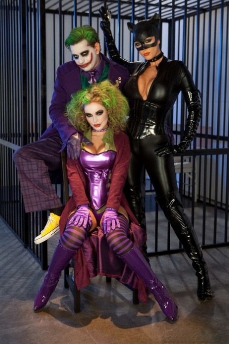 prsatá cosplay pěkná erotika obrázky