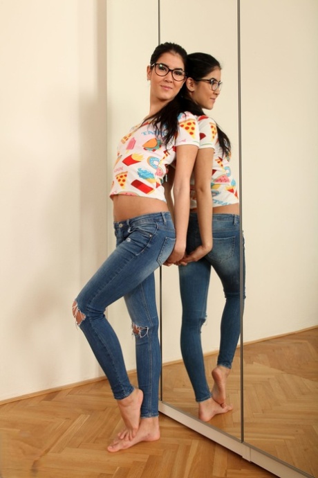 teen mirror exclusive img