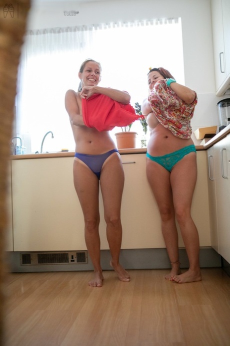 amateur voyeur free naked archive