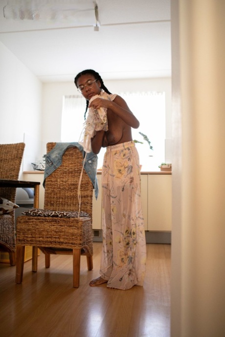 ebony saggy tits beautiful nude archive
