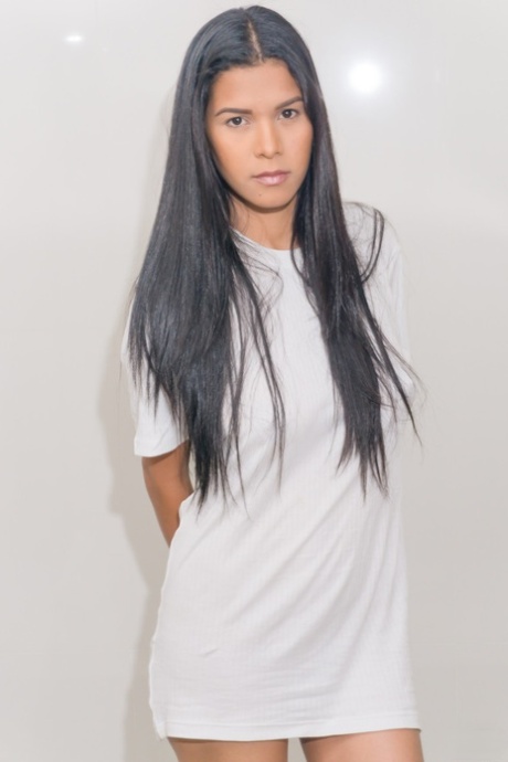 Kendra Roll perfect model gallery