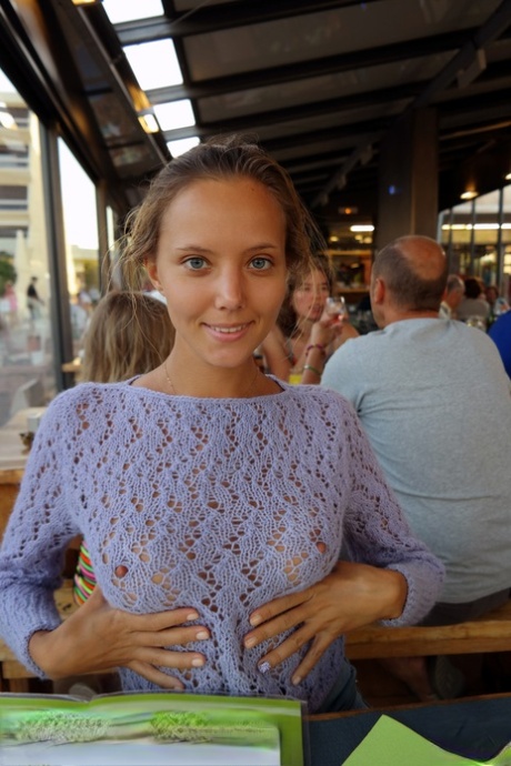flasheo público porno bonito fotos