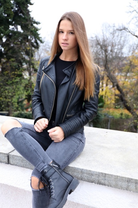 jeans sexy nudes galleries