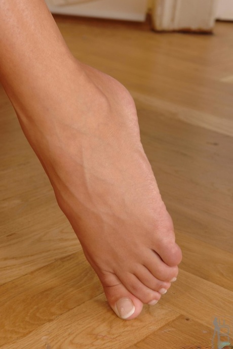 redhead feet naked archive