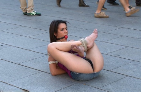veřejné bdsm nahá vysoká kvalita fotografie