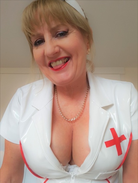 bbw nurse adult photo