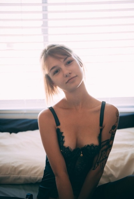 amateur lingerie free porn pictures
