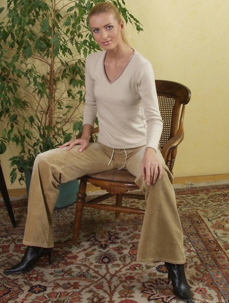 Brenda Logan pornstar xxx archive