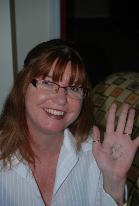 bbw glasses beautiful nude picture